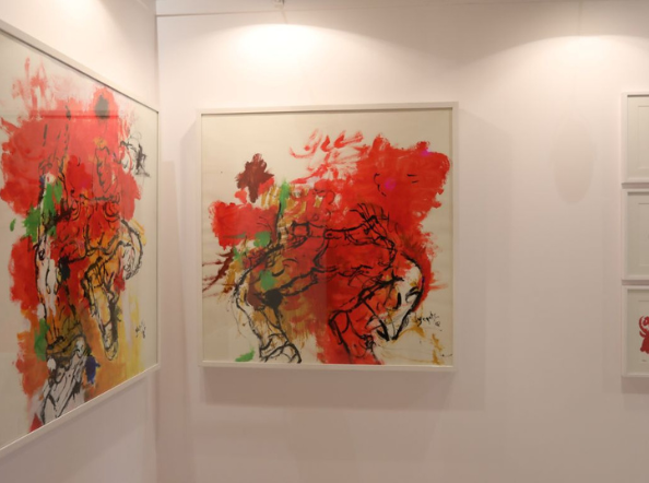 Delhi Contemporary Art Week 2023: Why you can’t miss Girish Shahane’s celestial window to art- Conde Nast Traveller